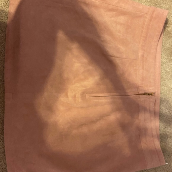 Suede Kendall and Kylie skirt - Picture 3 of 4